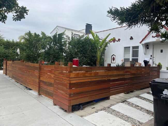 Building Photo - 1434 Hauser Blvd