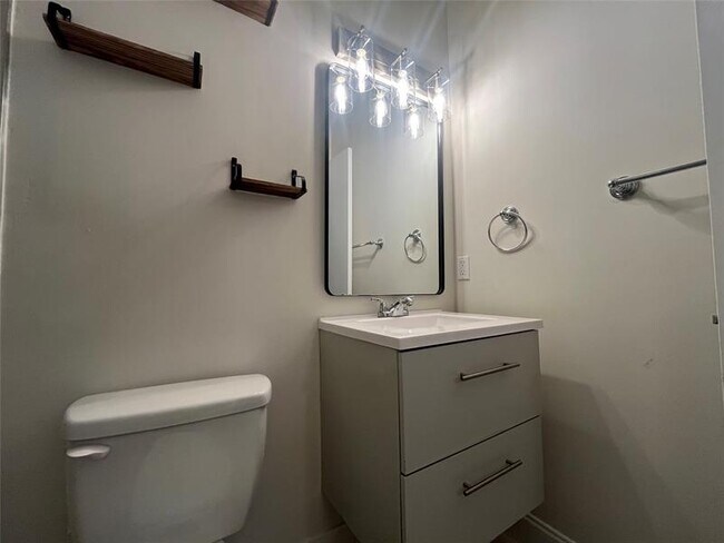 Foto del edificio - 1109 E Broward Blvd