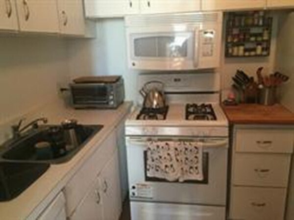 Building Photo - 44 Washington St