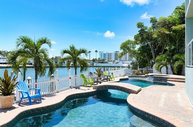 Foto del edificio - 125 110th Ave