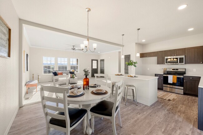 Building Photo - 194 High Meadows Dr