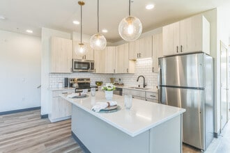 Building Photo - CC Lane Apartments and Townhomes