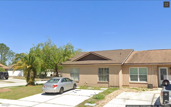 Building Photo - 1717 Oak Branch Ct
