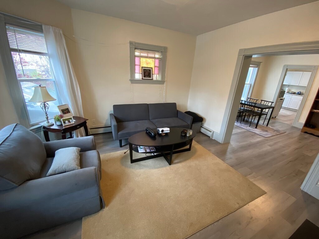 18 White Street Pl, Somerville, MA 02144 Apartments in Somerville, MA