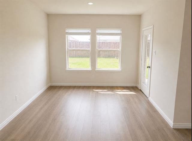 Foto del edificio - 1306 Blossom Ct Dr