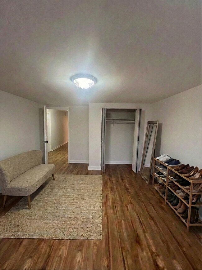 Foto del edificio - 2138 N Kildare Ave