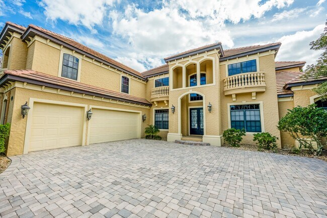 Foto del edificio - Elegant 6 Bed/5 Bath Home FOR RENT in the ...