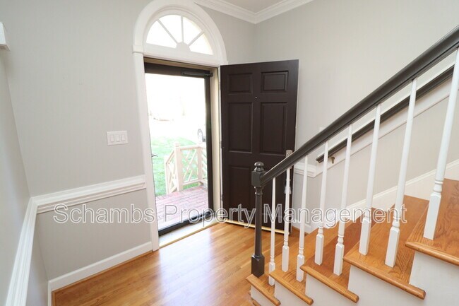 Foto del edificio - 7915 Footman Way