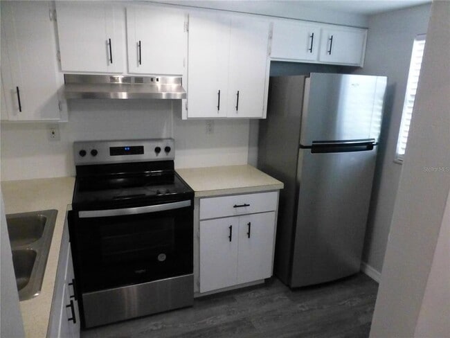 Building Photo - 3933 Winston Dr