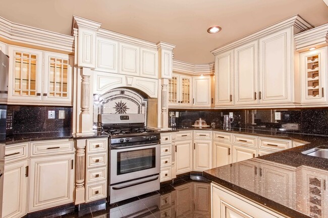 Foto del edificio - 750 Mainsail Ln