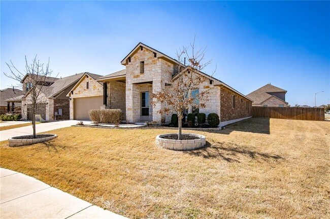 Building Photo - 448 Bingham Point