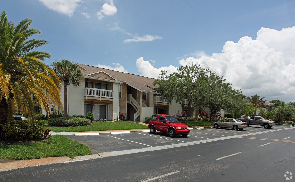 Harbor Club Apartments Palm Harbor, FL