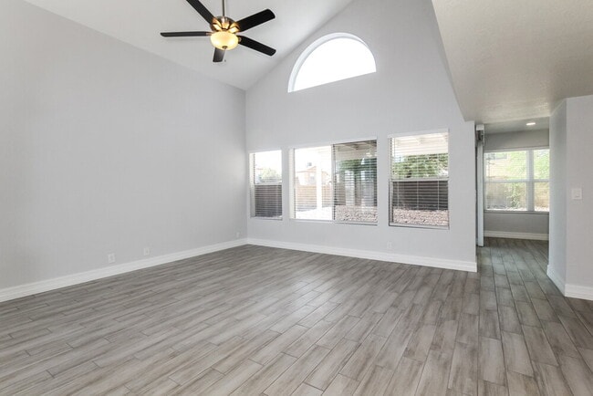 Building Photo - 4052 W Camino Vivaz