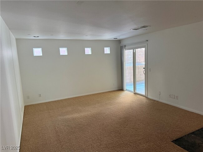 Building Photo - 10556 Gibbous Moon Dr
