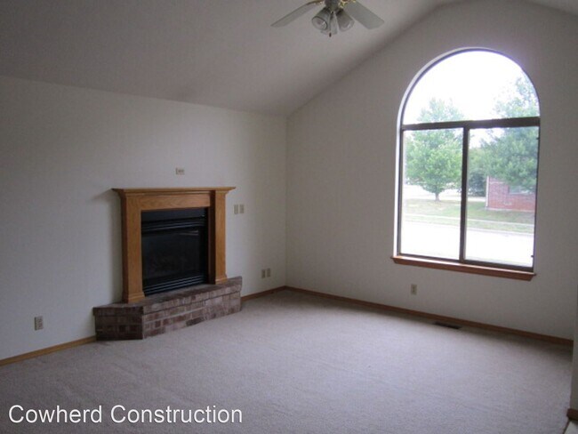 Foto del edificio - 2 br, 2 bath House - 3406 W Montclair