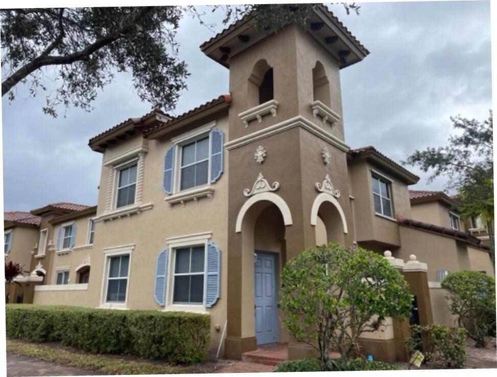 Foto principal - 2914 Hope Valley St