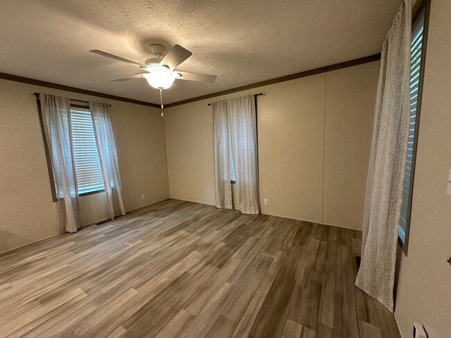 Foto del edificio - 5491 Minuteman Cir