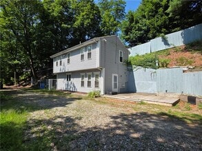 Building Photo - 2 Chapel Ln