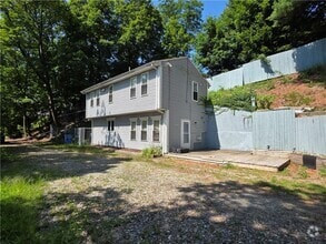 Building Photo - 2 Chapel Ln