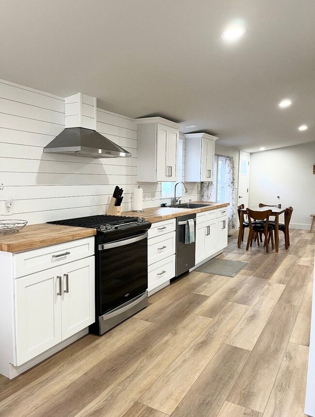 Foto del edificio - 48 S Hoernerstown Rd