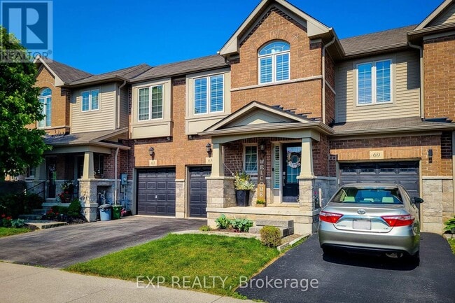 Building Photo - 65 Royal Winter Dr
