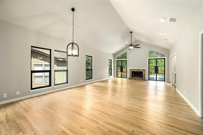 Building Photo - 3511 Fawn Creek Path