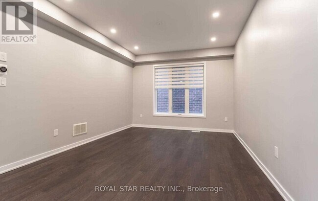 Building Photo - 115 Pagebrook Cres