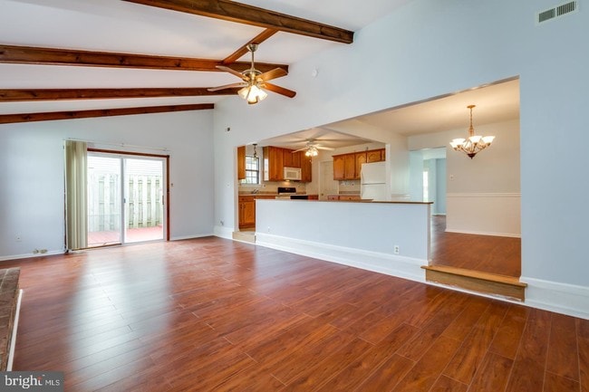 Building Photo - 1302 Jonathan Ln