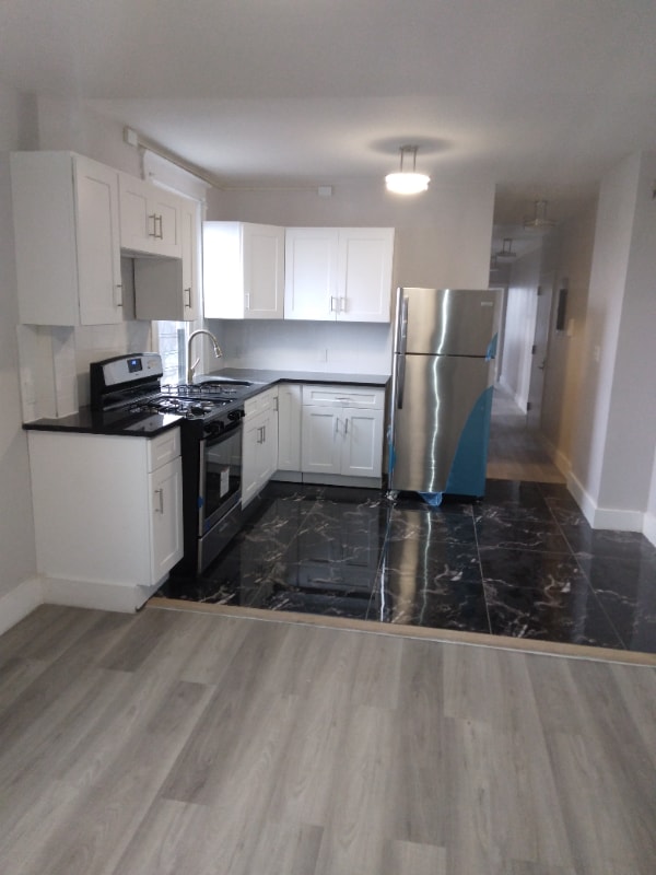 52 Poplar St Unit 7, Yonkers, NY 10701 Room for Rent in Yonkers, NY