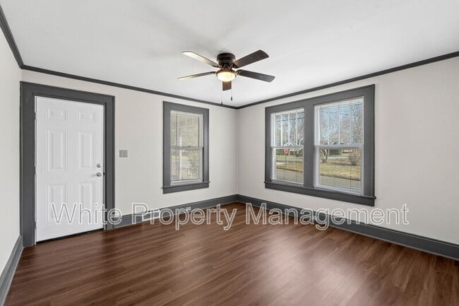 Foto del edificio - 401 W Ketchie St