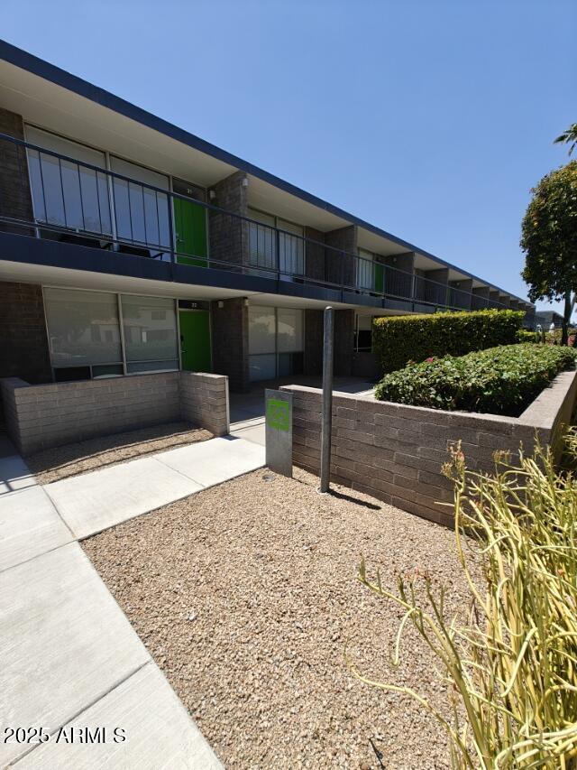 Foto del edificio - 7601 E 2nd St