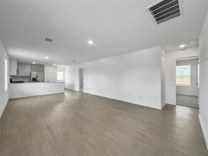 Building Photo - 6022 Standpiper Lp