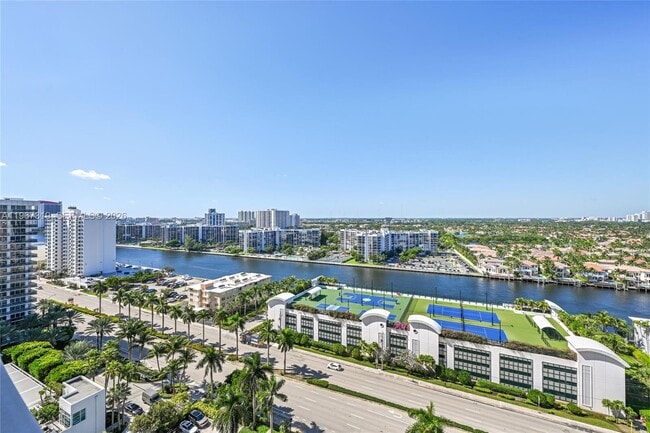 Foto del edificio - 2501 S Ocean Dr