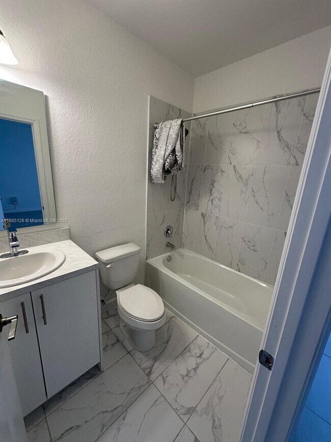 Foto del edificio - 1238 NW 4th Ln
