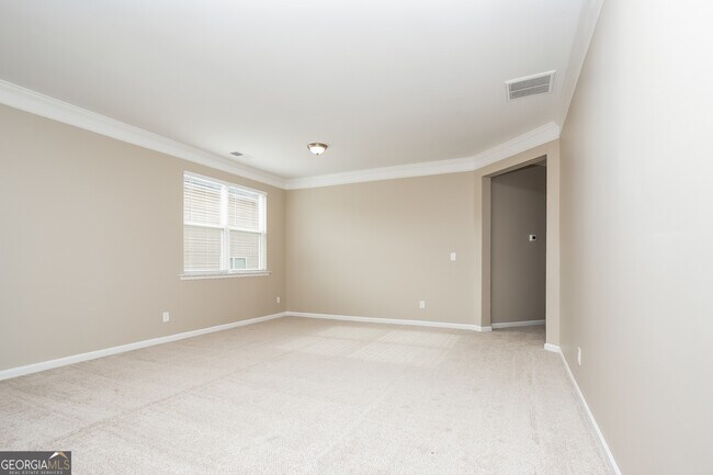 Foto del edificio - 475 Brookford Ct