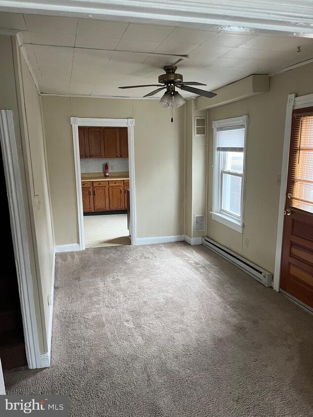 202 E Portland St, Mechanicsburg, PA 17055 House Rental in