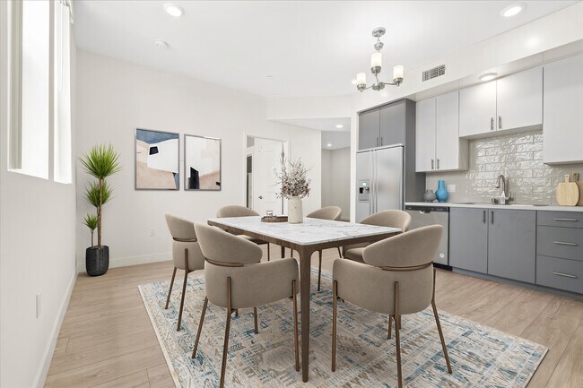 Building Photo - Elle at Westchester