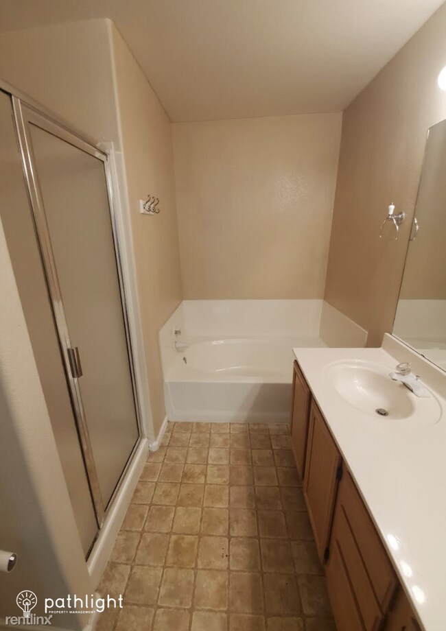Foto del edificio - 3 br, 2.5 bath House - 818 Sack Drive UNIT