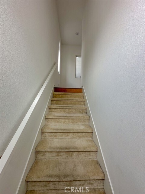 Building Photo - 178 Waypoint