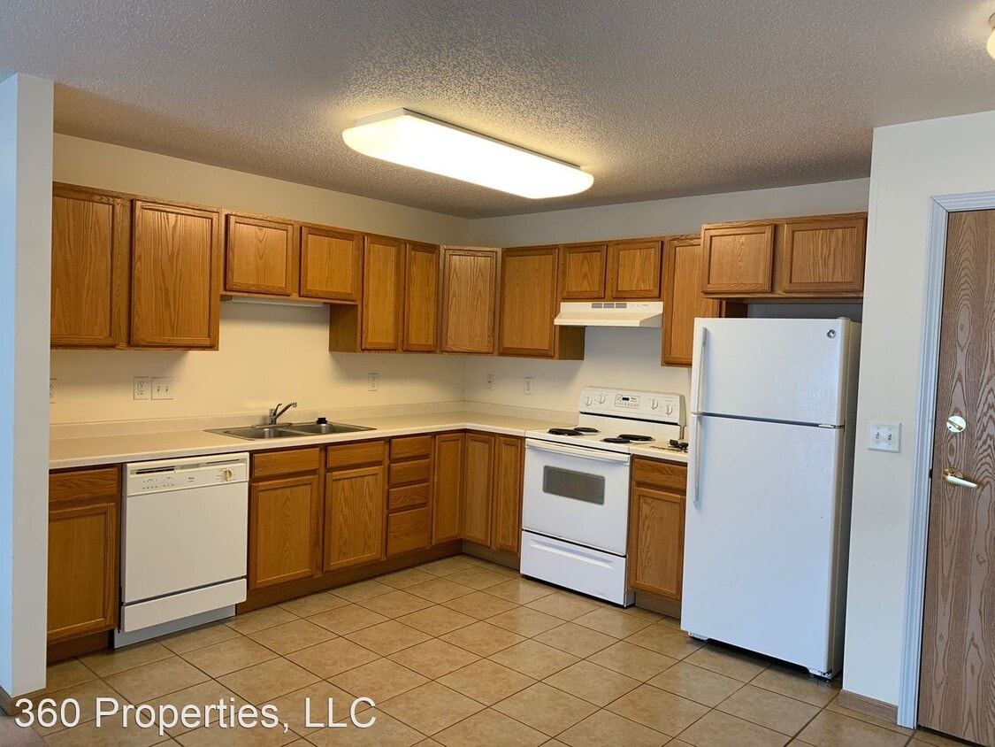 Primary Photo - 4231 33rd Ave S