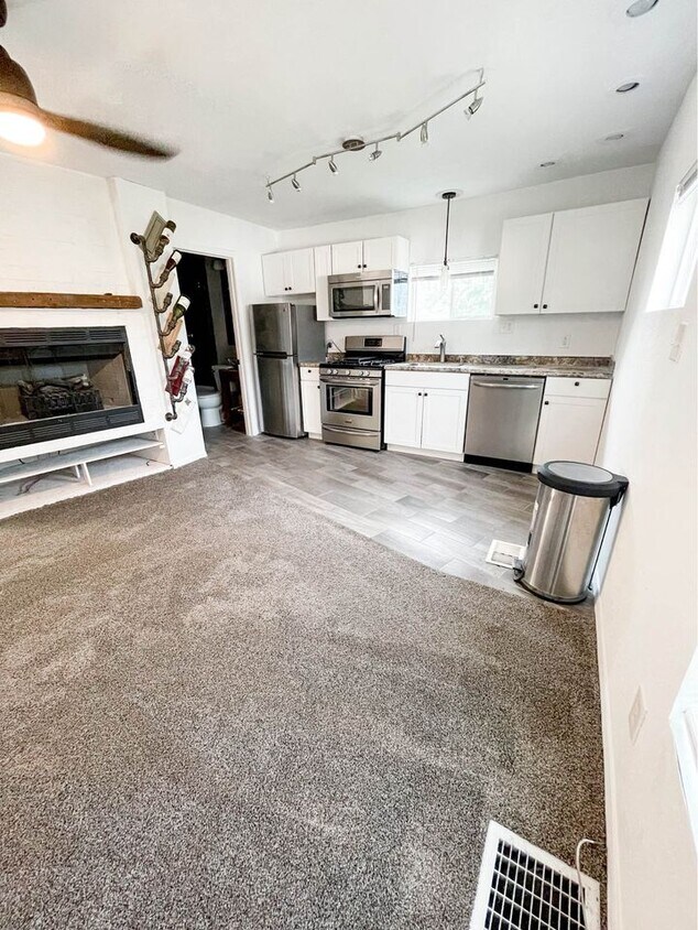 Primary Photo - 1812 Higley Ave SE