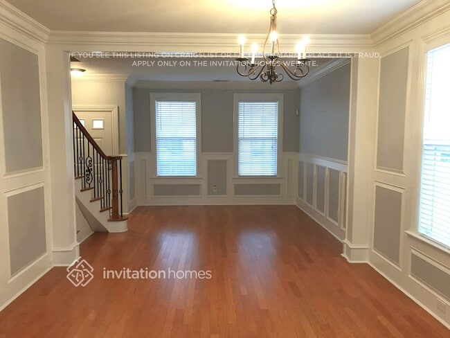 Foto del edificio - 5718 Verrazano Dr