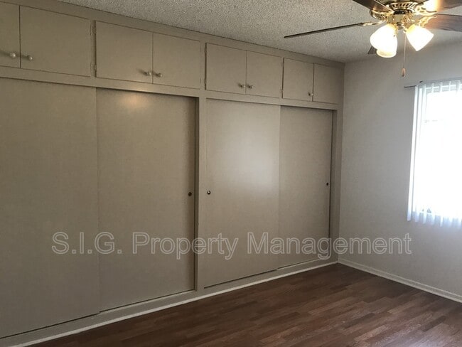Building Photo - 1124 E Doran St