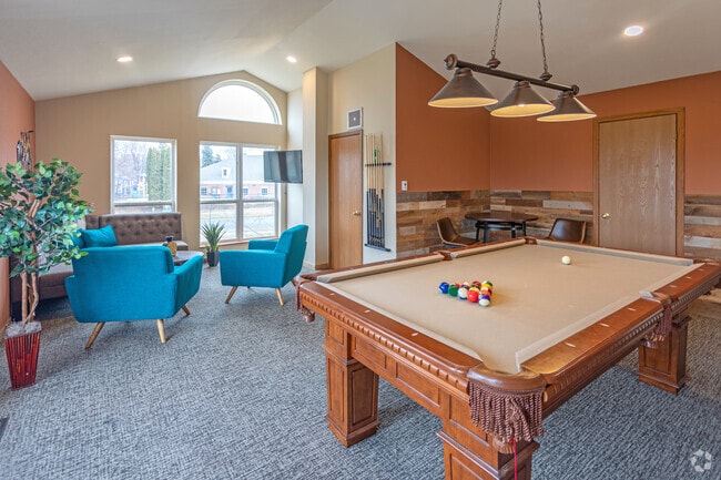 Interior Photo - ReNew West Bloomington