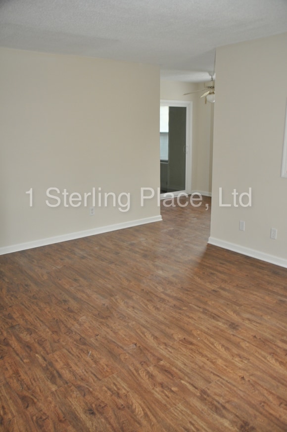 Building Photo - 103A Woodduck Dr