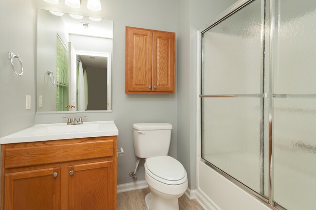 Building Photo - 230 Black Bird Ct