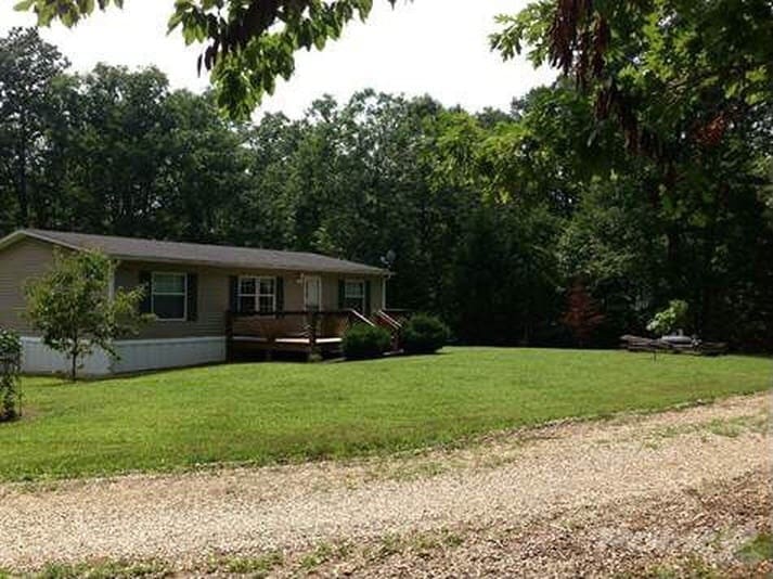 Primary Photo - 438 Beech Tree Ln