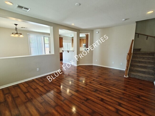 Building Photo - 4810 E Orchard Grass Dr