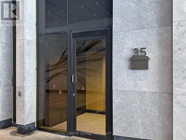 Building Photo - 35 Mercer St