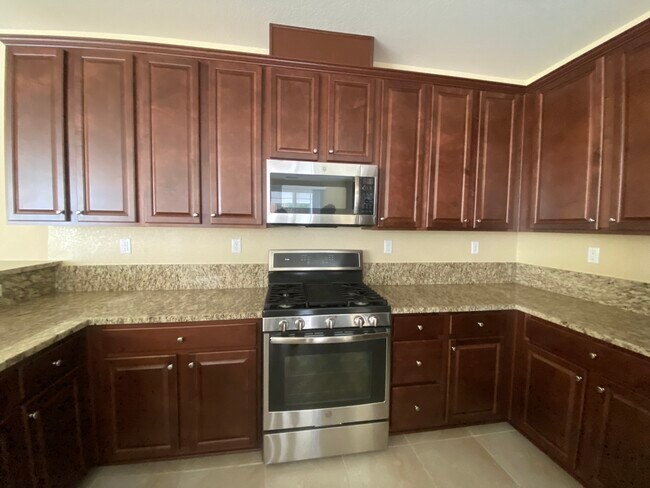 Building Photo - 1122 Elk Ridge Dr